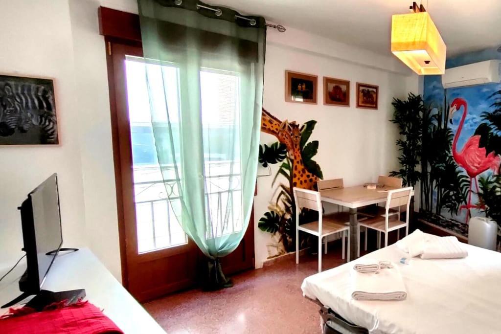 Apartamento En Zona De Ocio Casco Antiguo アリカンテ エクステリア 写真