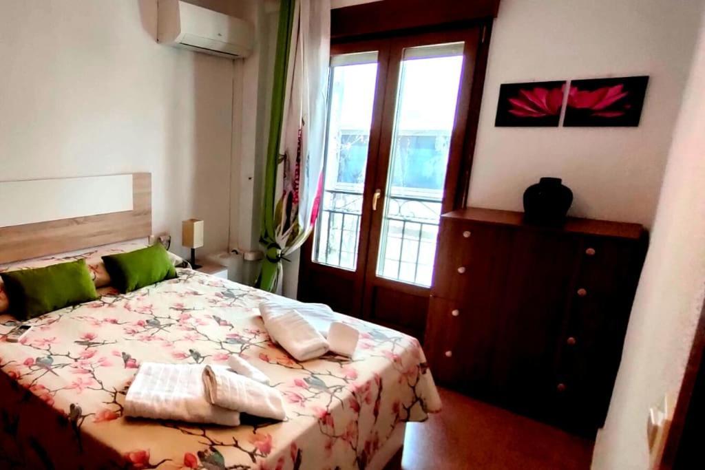 Apartamento En Zona De Ocio Casco Antiguo アリカンテ エクステリア 写真