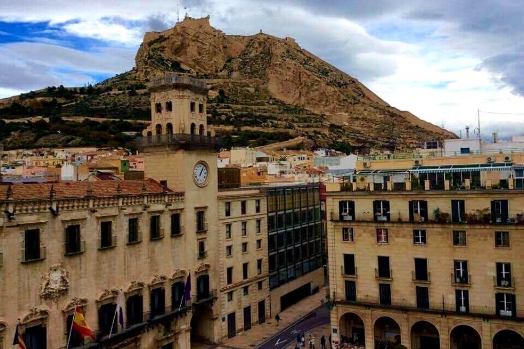 Apartamento En Zona De Ocio Casco Antiguo アリカンテ エクステリア 写真